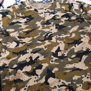 Camo shirt, dri fit Nike